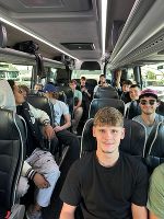 Reisegruppe im Bus          