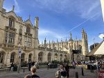 Stadtspaziergang bei, für England ungewöhnlich, schönem Wetter