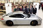 Übergabe des neuen Porsche © (c) Porsche Inter Auto Graz Liebenau Übergabe des neuen Porsche