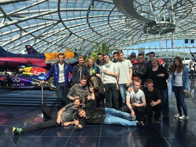 Besichtigung Red Bull Hangar 7