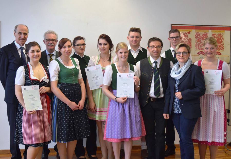 Jungsommelierprüfung Frühjahr 2016 Jungsommelierprüfung Frühjahr 2016