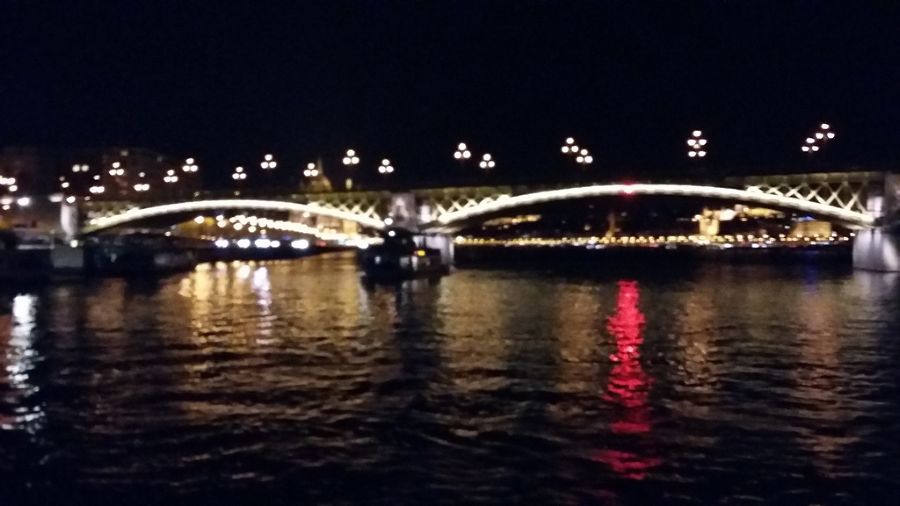Lichterfahrt auf der Donau