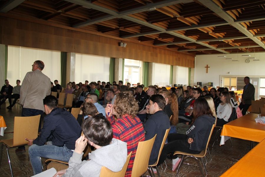 Seehafentag im Speisesaal