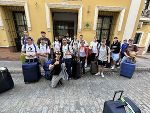 Gruppenbild vor dem Hotel